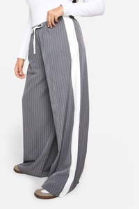 กางเกงขายาวทรงตรงสำหรับผู้หญิง รุ่นใหม่ล่าสุดจาก ODM สำหรับฤดูใบไม้ร่วง ดีไซน์มีแถบข้าง ลายซับใน ทรงเอวกลาง ผ้าไม่ยับ ดีไซน์แบบจ็อกกิ้ง - Product Image 4