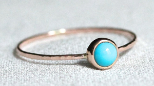 Anillo de piedras preciosas turquesas chapado en oro y plata de ley hecho a mano, conjunto de bisel de 8MM de forma redonda, conjunto de joyería de moda para regalo de bodas - Product Image 2