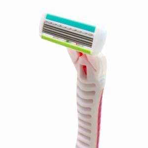 Rasoir de sécurité élégant pour femmes à deux couleurs, 5 lames, tête pivotante, manche en plastique, jetable - Article populaire ! - Product Image 2