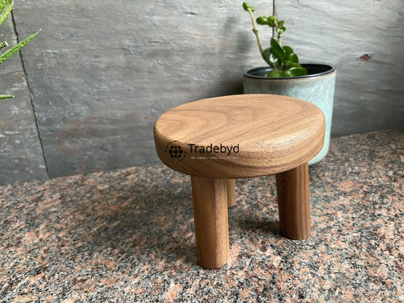 Available in different Colors