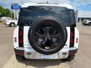 Limpio prístino 2023 Land Rover Defender - Product Image 4