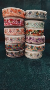 Vibrant 3D Floral brodé dentelle garniture conception complexe écologique coloré Tulle tissu pour robes de mariée décor à la maison chaussures - Product Image 6