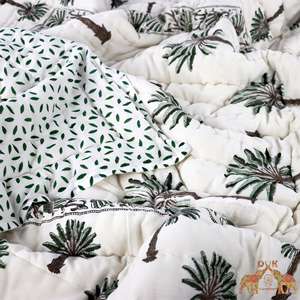 Edredón Ligero de Verano de Algodón Jaipuri con Diseño de Palmera y Manta Suave al por Mayor - Product Image 3