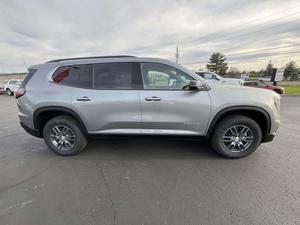 Nouveau GMC Acadia Elevation SUV 2026 Euro VI 6 places Automatique Cuir Léger Jantes R20 Feux LED 360° Arrière Essence Alliage d'aluminium - Product Image 4