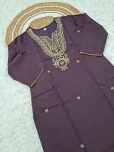 Estilo Angrakha, acabados de alta calidad, minimalista pero elegante, este conjunto Kurti perfecto para ocasiones formales y elegancia diaria. - Product Image 6