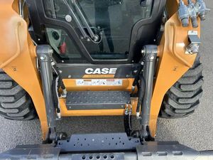 Used Case Loader Model SV185B Skid Steer Loader with Sweeper Attachment Bucket in Good Condition for Sale - Product Image 5