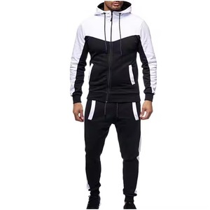 Vente en gros de survêtements coupe-vent personnalisés de haute qualité pour hommes survêtement d'entraînement de qualité professionnelle avec streetwear - Product Image 1
