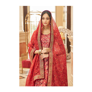 Última colección de ropa étnica india arte seda Lehenga Choli con bordado Zari trabajo para boda y fiesta - Product Image 1
