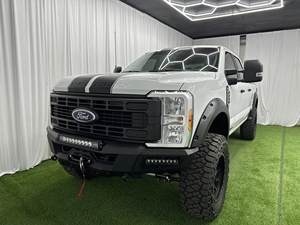 Ford F-250 Super Duty XL Crew Cab Power Stroke 4×4 2024 - Product Image 2