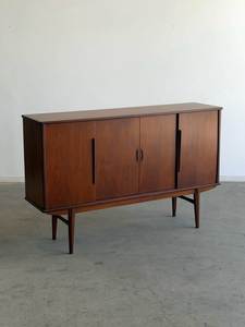 Buffet rétro en bois massif couleur noyer, console de rangement pour salon et salle à manger - Product Image 2