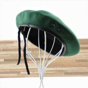 หมวกเบเร่ต์ขนสัตว์สีพื้นสีดำสำหรับฤดูใบไม้ร่วง - Product Image 6