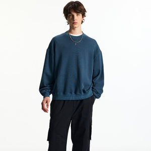 Sudadera de lana esencial con diseño de cuello redondo, Jersey suave y cálido adecuado para hombres y mujeres en atuendos diarios - Product Image 4