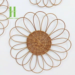 Produit chaud Plaques de chargeur en bambou de style bohème écologique Personnaliser les tailles Variété de couleurs Napperon fait à la main Décoration de table - Product Image 2