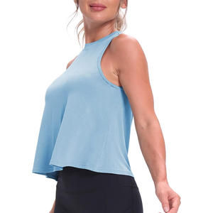 Haut court de gymnastique pour femmes à la mode pour le yoga et les entraînements avec des options de personnalisation complètes de la marque pour les entreprises de marque privée - Product Image 4