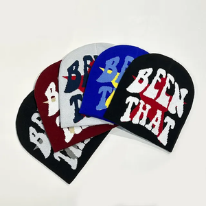 Bonnet d'Hiver Unisexe en Acrylique Jacquard de Haute Qualité Imprimé Bouffant Personnalisé de Designer Mohair Bonnet Brodé à la Main Sport Tricoté Voyage - Product Image 1