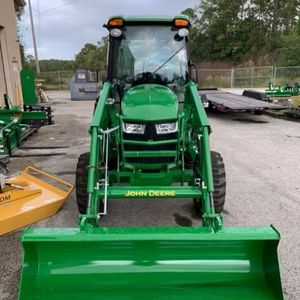 Tractor John Deere 4066R con Cabina, Cargador y Retroexcavadora, Tractor 4x4 en Excelentes Condiciones para Agricultura, Precios de Mayoreo con Descuento - Product Image 1