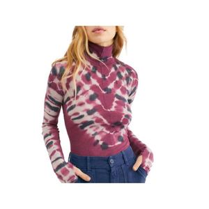 Free People T-shirt da donna con collo a lupetto rosso X-Small in stile psichedelico, stile bohémien - Product Image 1