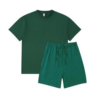 Conjunto de dos piezas personalizado de alta calidad pantalones cortos informales de verano y camiseta para hombres venta al por mayor ropa de patrón sólido bordado - Product Image 2