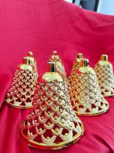Grandes cloches en plastique dorées pour décorations de sapin de Noël et de fête, ornements pour mariages et décorations festives indiennes, fournitures artisanales - Product Image 2