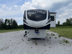 Nuevo 2025 Gra-nd Des-ign Soli-tude 391DL - Product Image 1