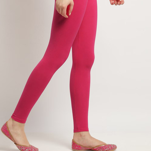 Top Trending Leggings de fitness informales para mujer Venta caliente con logotipo personalizado/Tamaño Mejor tela Estilo perfecto Transpirable - Product Image 5