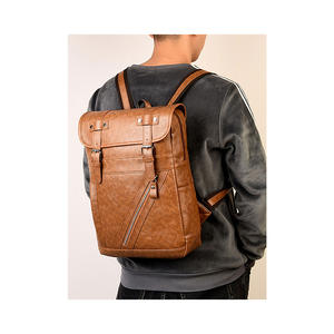 Sac à dos en cuir de style simple sac à dos pour hommes sac à dos à bandoulière personnalisé avec pendentif pour hommes et femmes - Product Image 6