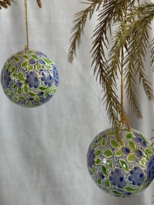 Festivo 8 cm papel Mache BOLA DE Navidad y adornos de árbol decoraciones de temporada navideña - Product Image 6