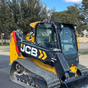 Chargeur compact/tracteur JCB 3TS-8T, capacité de charge nominale de 45 tonnes, moteur Cummins, puissance de 60 kW, poids de la machine de 15 000 kg, boîte de vitesses disponible en stock - Product Image 2