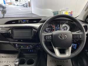 2022 TOYOTA HILUX - Product Image 4
