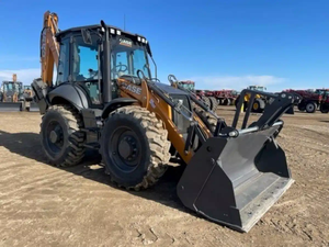 รถแบคโฮล รุ่น 2024 Case 695SV กำลัง 90 แรงม้า เครื่องยนต์ดีเซล เกียร์ Powershift บุ้งกี๋อเนกประสงค์ 4-in-1 รับน้ำหนักได้มาก - Product Image 5