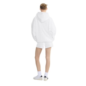 Ensemble 2 pièces personnalisé avec logo : sweat à capuche et short, coupe classique, pour femme, décontracté, élégant et confortable - Product Image 4