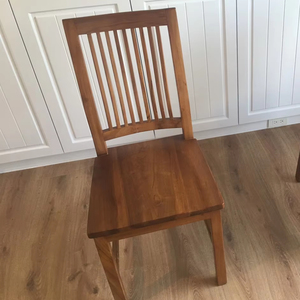 Silla de Comedor de Madera de Teca de Estilo Nórdico Moderno, Diseño Tradicional, Madera Legal de Indonesia Sostenible y Duradera para el Hogar - Product Image 1