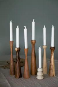 Candelabros votivos de madera de nogal nórdico con cera, velas decorativas únicas de Navidad, Pascua, cumpleaños - Product Image 6