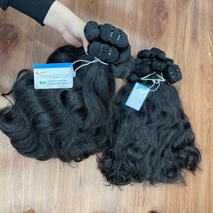 Extensions de cheveux de couleur noire naturelle ondulée de meilleure qualité, 100% cheveux bruts sans perte ni emmêlement - Product Image 2