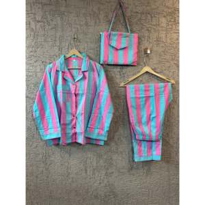 Ensemble de pyjama en coton imprimé à la main de Jaipur, robe de nuit rayée à motifs imprimés, avec taille élastique et fermeture boutonnée, vêtements de nuit doux et tissés - Product Image 1