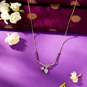 Mangalsutra Moderno de Oro y Diamantes Nature's Grace para Mujer - Product Image 1
