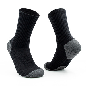 Vente en gros, faible MOQ, 10 paires de chaussettes de sport pour hommes, coton/fibre de bambou, séchage rapide, couleurs et logo personnalisés - Product Image 3