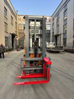 Chariot élévateur VNA MiMA de haute qualité, 1,6 tonne, avec siège conducteur, hauteur de levage de 9 m (3300 lbs), batterie, transpalette 3 directions pour la construction