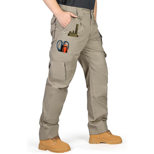 Pantalon de travail personnalisé Cargo pour hommes pantalon multi-poches durable avec impression personnalisée pour atelier extérieur industriel - Product Image 1