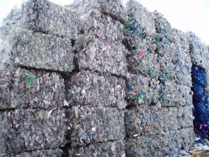 100% déchets de bouteilles en PET transparents de qualité pour moulage de déchets en plastique à des fins de moulage - Product Image 6