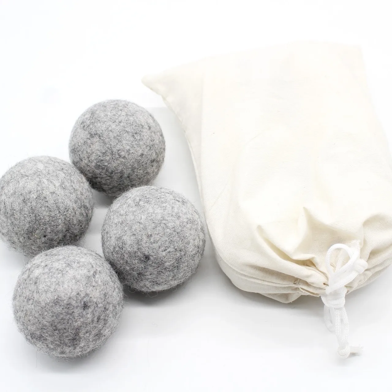 Bola de lavanderia em feltro cinza de 7 cm, esfera de lavanderia feita à mão para lavanderia, bola de lã-lavagem ecológica