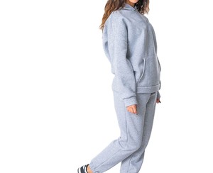 Conjunto Deportivo Personalizado para Mujer, Estilo Informal, Sudadera con Capucha y Pantalones Deportivos, Logotipo Personalizado - Product Image 3