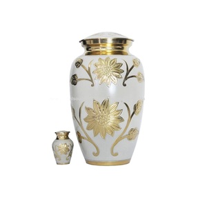 Urna de cremación de aluminio de diseño caro recién llegado, urna decorativa tallada a mano para cenizas conmemorativas, tamaño personalizado - Product Image 1