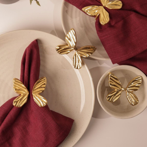 Vente exclusive de serviettes en lin réutilisables de luxe, écologiques et personnalisables, 20x20 pouces, pour la restauration et l'hôtellerie - Product Image 3