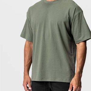เสื้อยืดโอเวอร์ไซส์สีเขียวมะกอกทรงหลวม แขนสั้น ผ้าฝ้าย สไตล์ลำลอง สตรีทแวร์ ทรงหลวมสบาย รับสกรีนโลโก้ - Product Image 6