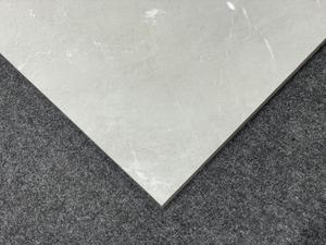 กระเบื้องพอร์ซเลนสีเงิน lenzo ดีไซน์ทันสมัยพื้นผิวมันวาวขนาด600X1200มม. กระเบื้องบ้านสำหรับผนังภายในห้องน้ำและวิลล่า - Product Image 4