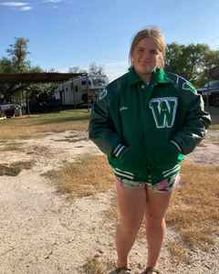 Vente en gros OEM personnalisé hiver Vintage école collège femmes vestes manteau laine Letterman grande taille surdimensionné veste universitaire - Product Image 1