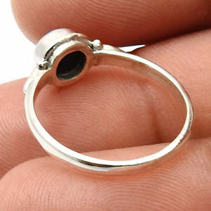 Bijoux bohèmes faits à la main avec une magnifique pierre précieuse naturelle en lapis-lazuli de forme ronde, fabriqués en argent sterling 925 massif - Product Image 5