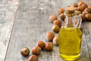 Kosher Refined Hazelnut Oil 500ml with Naturally Process & Vitamin for Cooking For Sale - Product Image 3