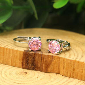 Orecchini a Cerchio Classici e di Tendenza, Placcati in Rodio/Oro, Geometrici in Ottone/Rame, con Zirconi/Perle, Ideali per Feste - Product Image 4